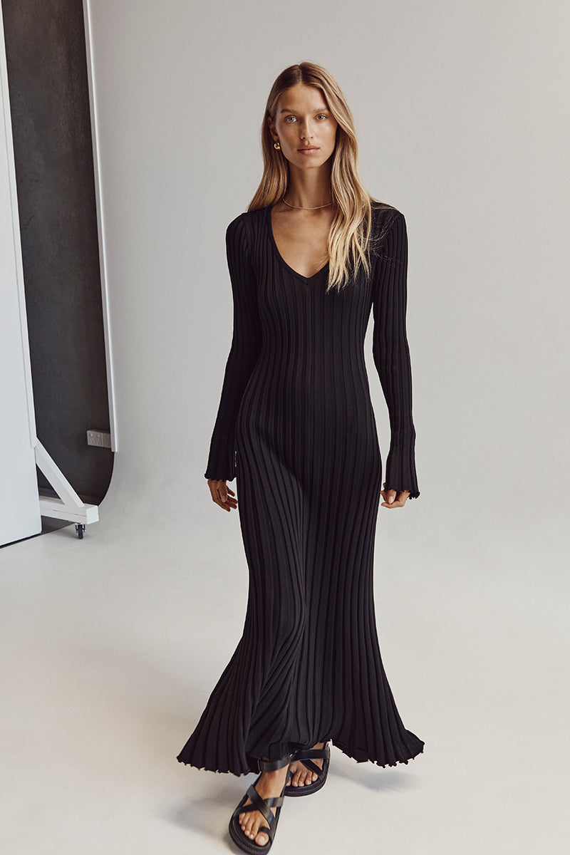 Selene | Knit Midi Dress